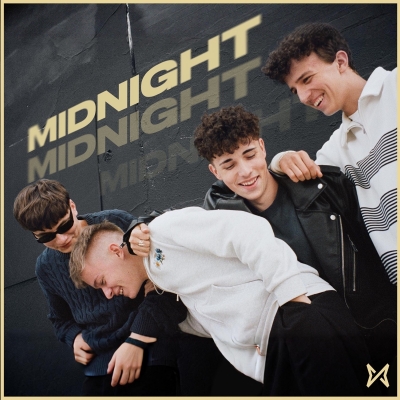 Midnight - Slunce v hlavní roli